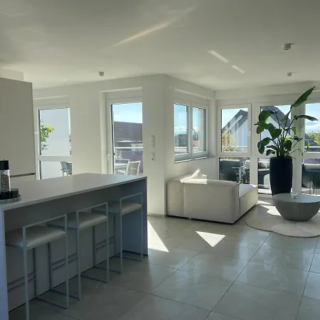 Moderne Penthouse- Mit Alpensicht Und Grossem Balkon Naehe Messe *
