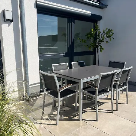 Moderne Penthouse- Mit Alpensicht Und Grossem Balkon Naehe Messe Apartment *