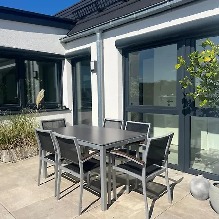 Moderne Penthouse- Mit Alpensicht Und Grossem Balkon Naehe Messe